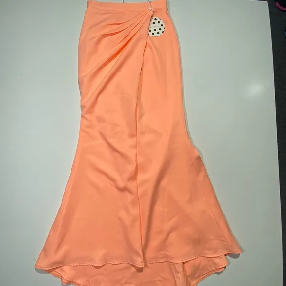 - Sabo Neon Orange Satin Formal Maxi Woman’s Skirt With Front Slit NWT Size XS