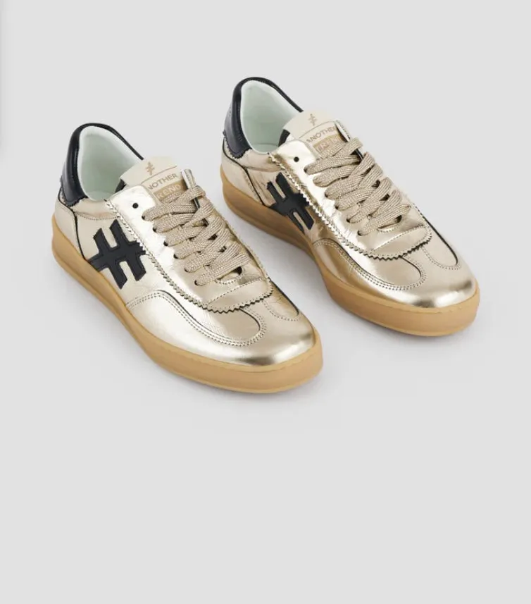 ANOTHER TREND - A032M343 Gold Metallic Trainer