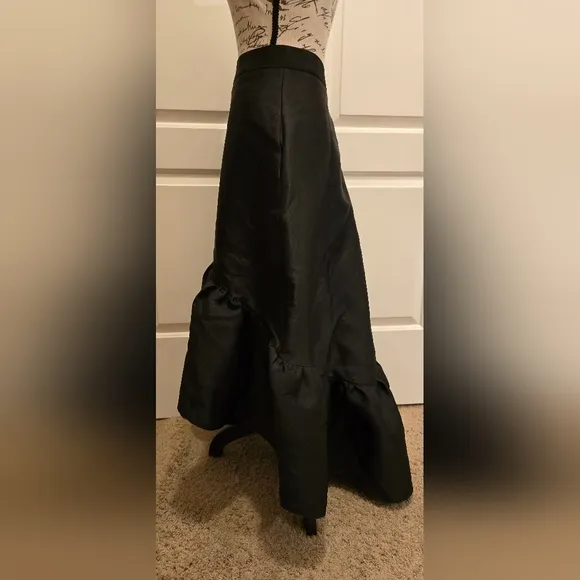 Anthropology x Mare Mare Serene Flounced Black Skirt Size L
