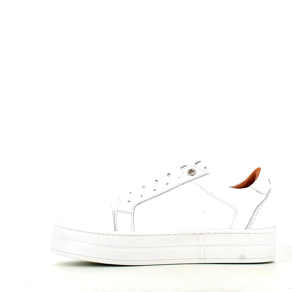 Cinders Edit Abbiy Classic Trainer White