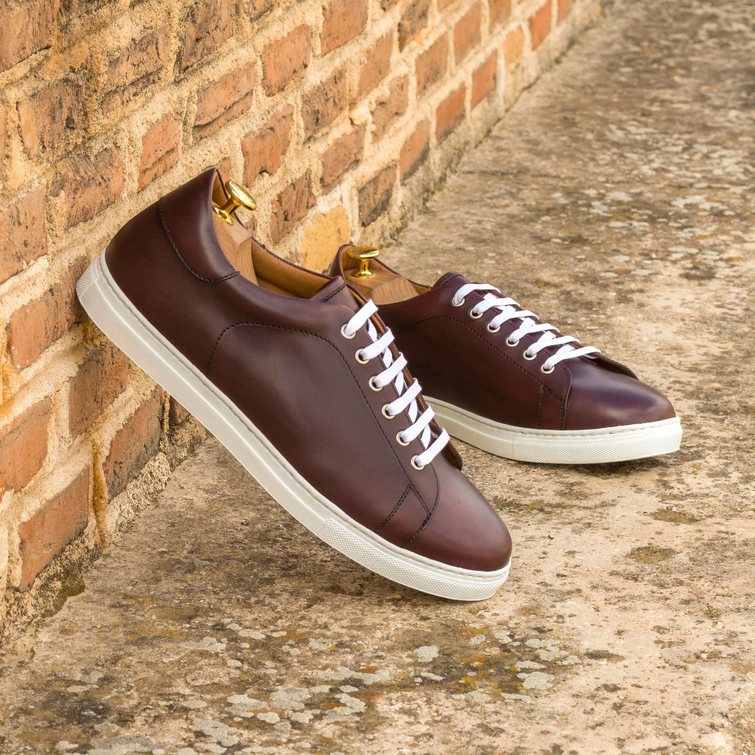 DapperFam Rivale in Burgundy Men's Italian Leather Trainer