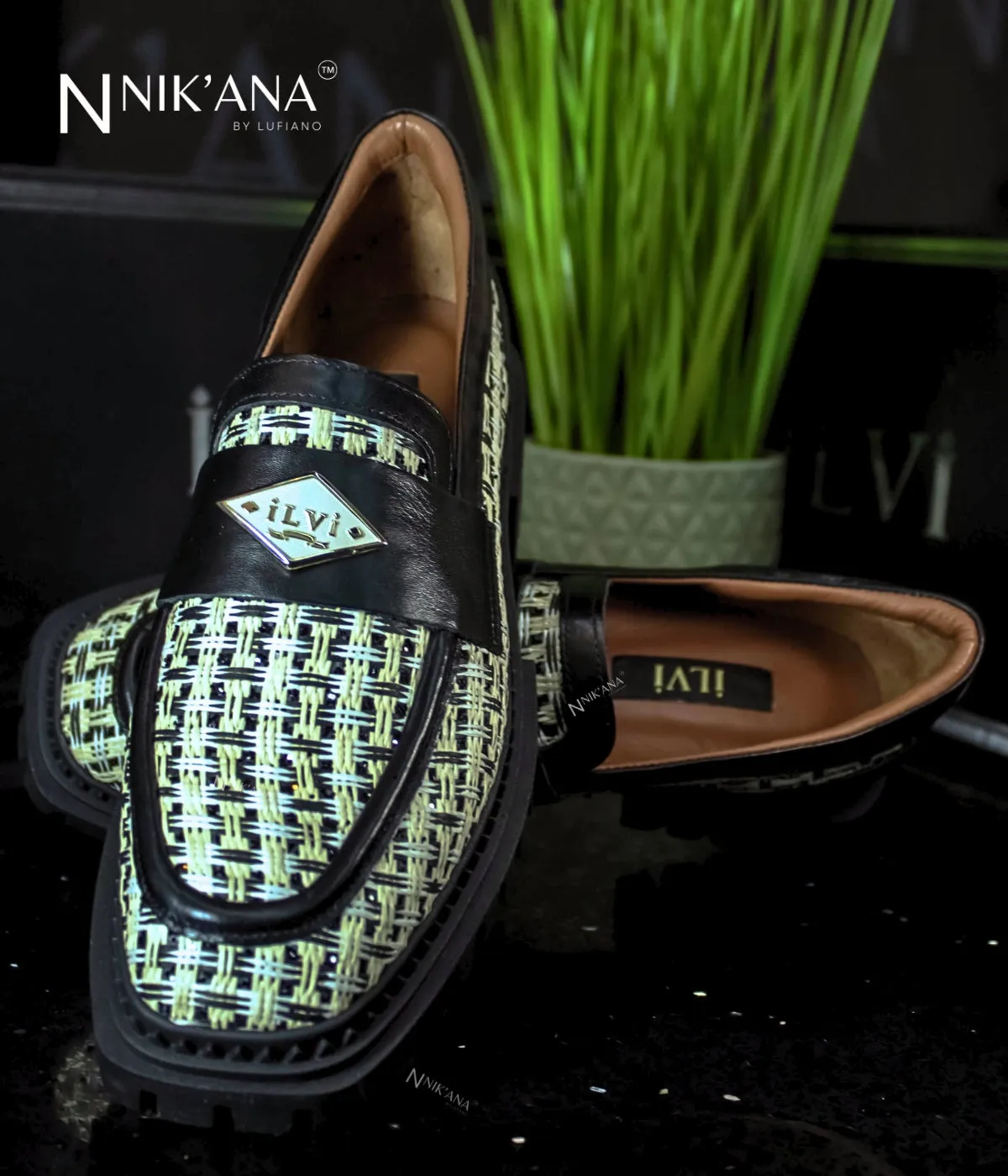 iLVi037-Slip on: Black-Beige