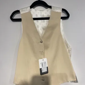 LeCheval Cream Vest