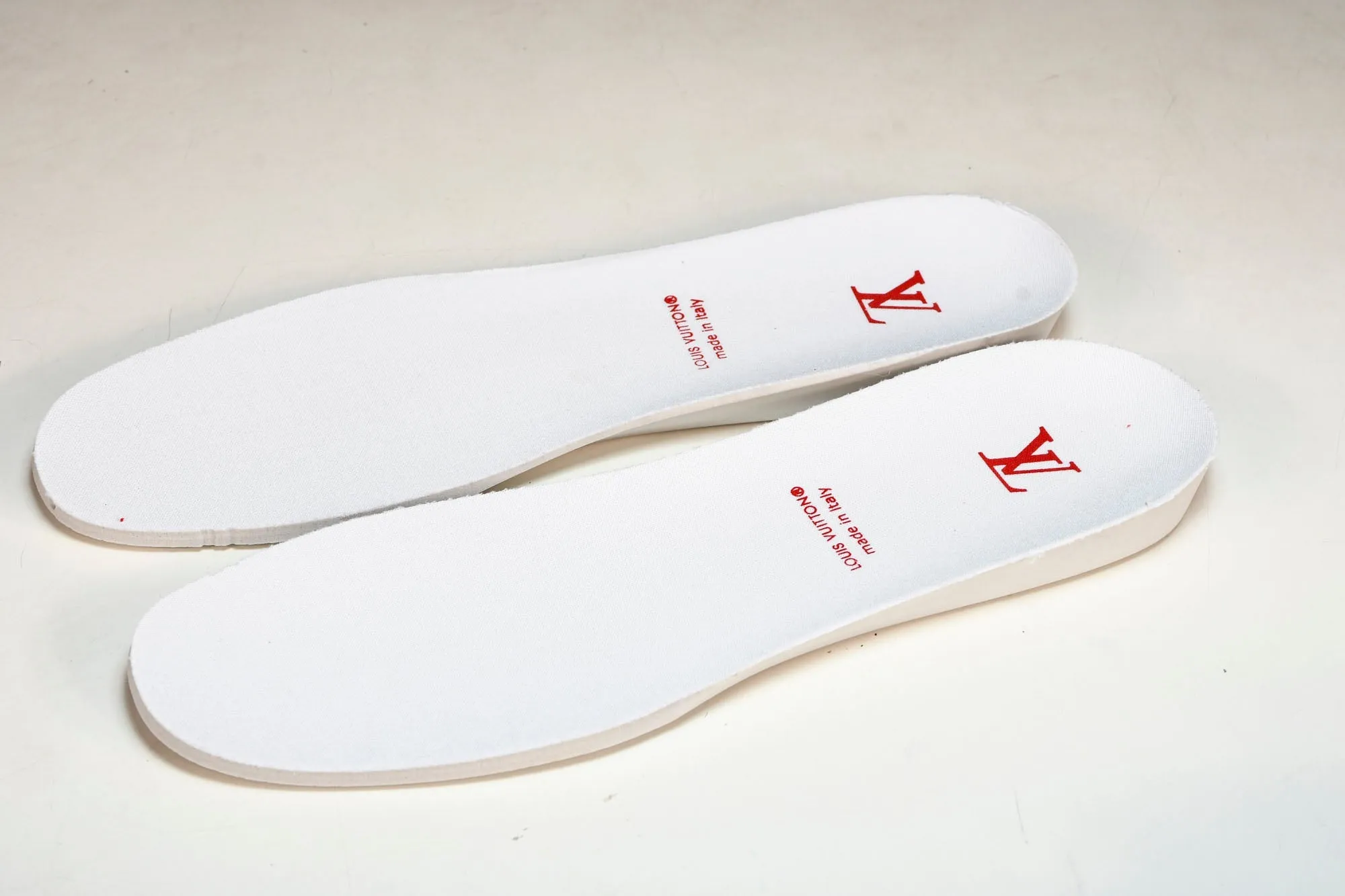 Louis Vuittоп Trainer Low 'Red Monogram Textile'