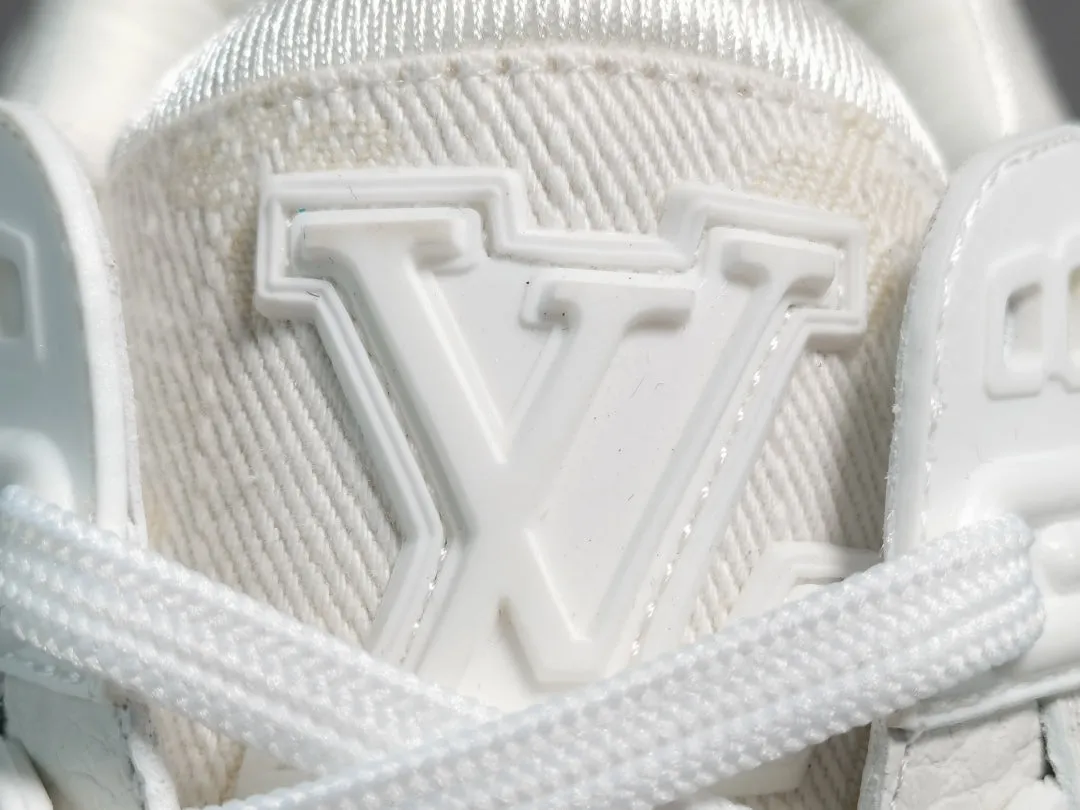 LOUIS VUITTON LV TRAINER SNEAKER