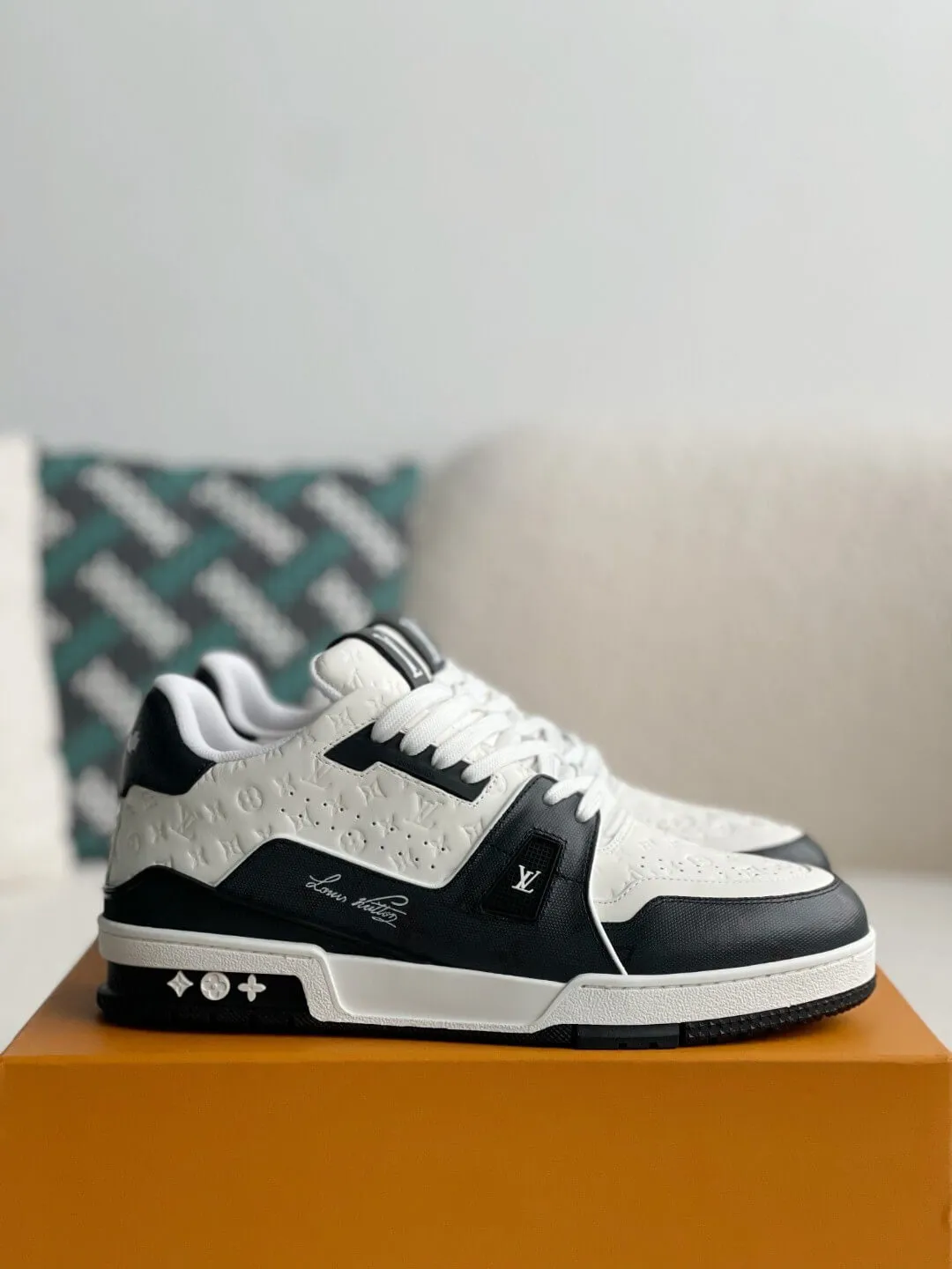 Louis Vuitton LV White Black Trainer Sneaker