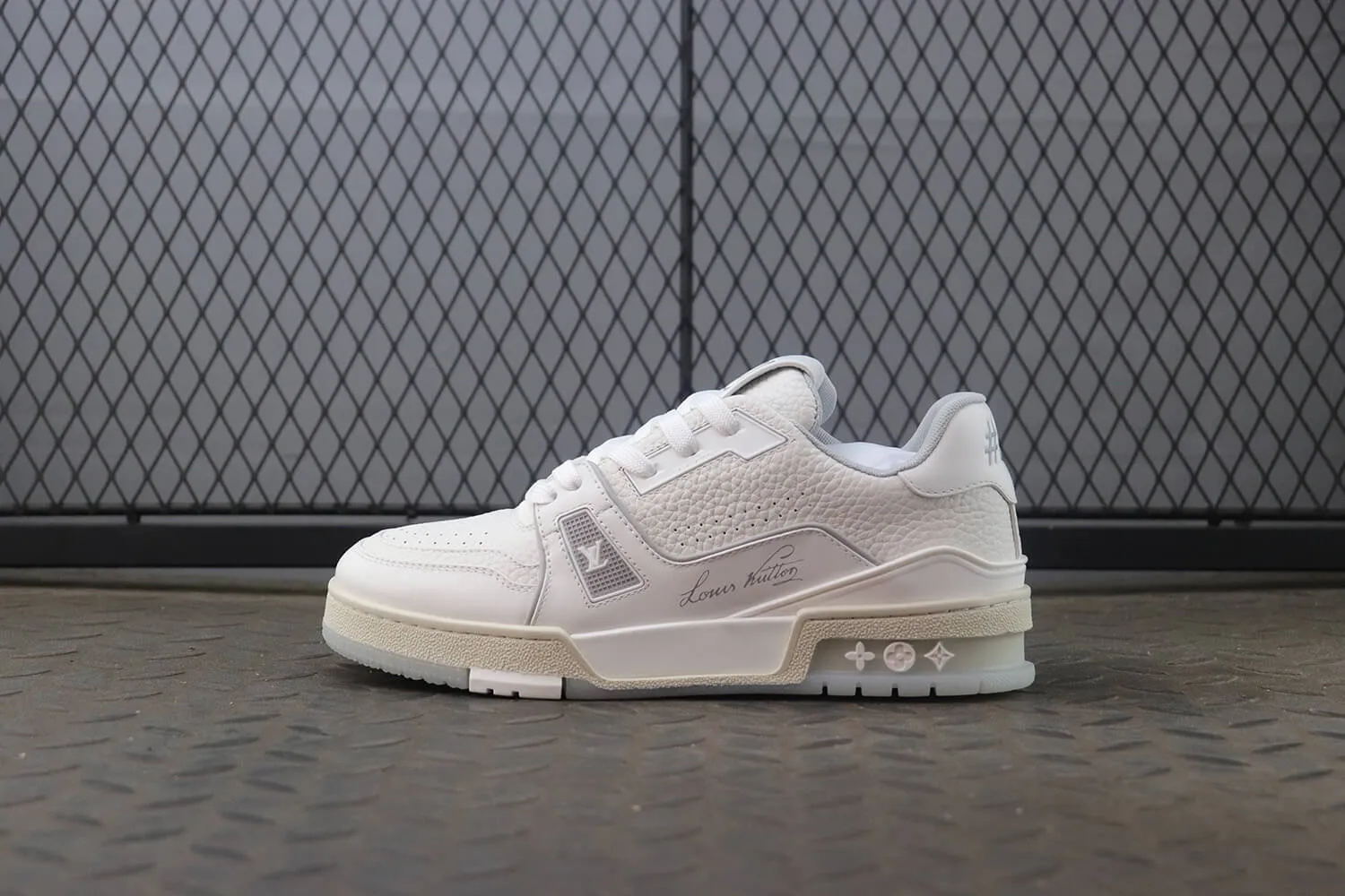Louis Vuitton Trainer #54 Signature White
