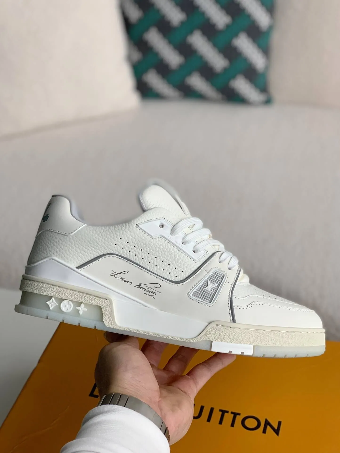 Louis Vuitton Trainer #54 Signature White