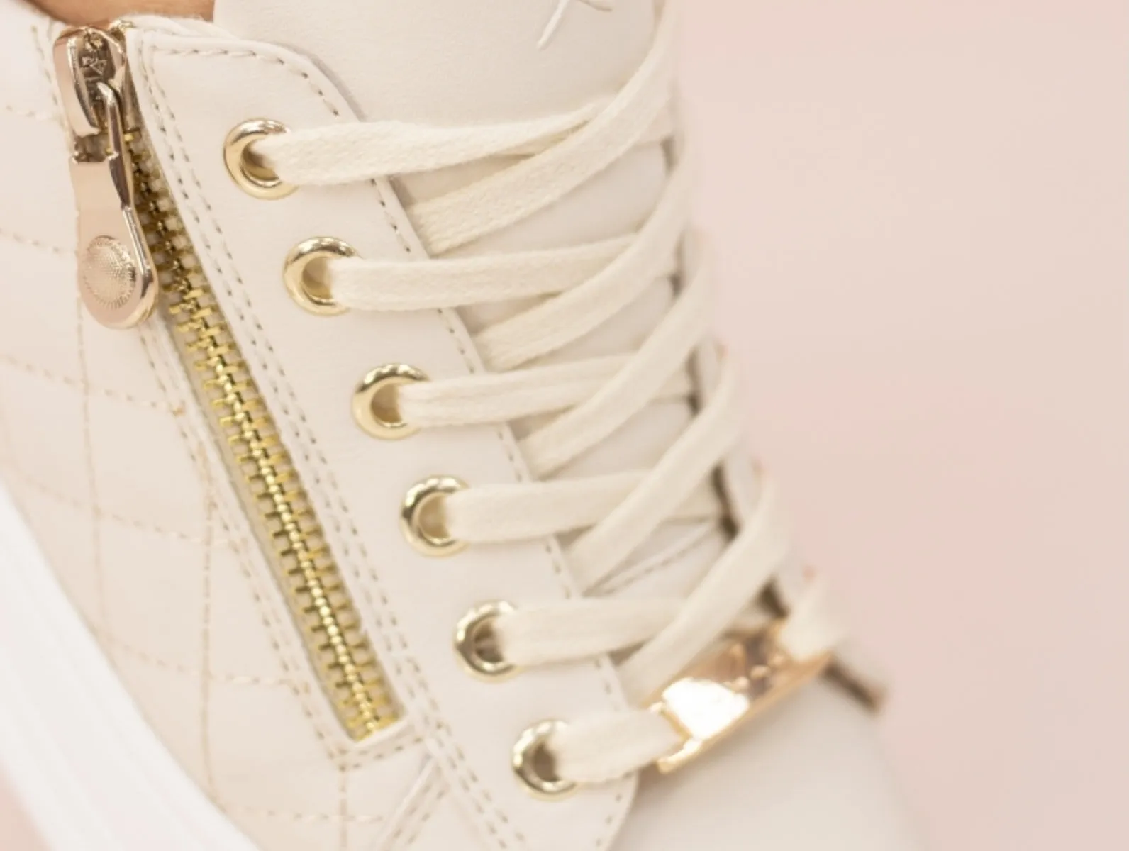 Lunar Xenon DLB052 - Cream