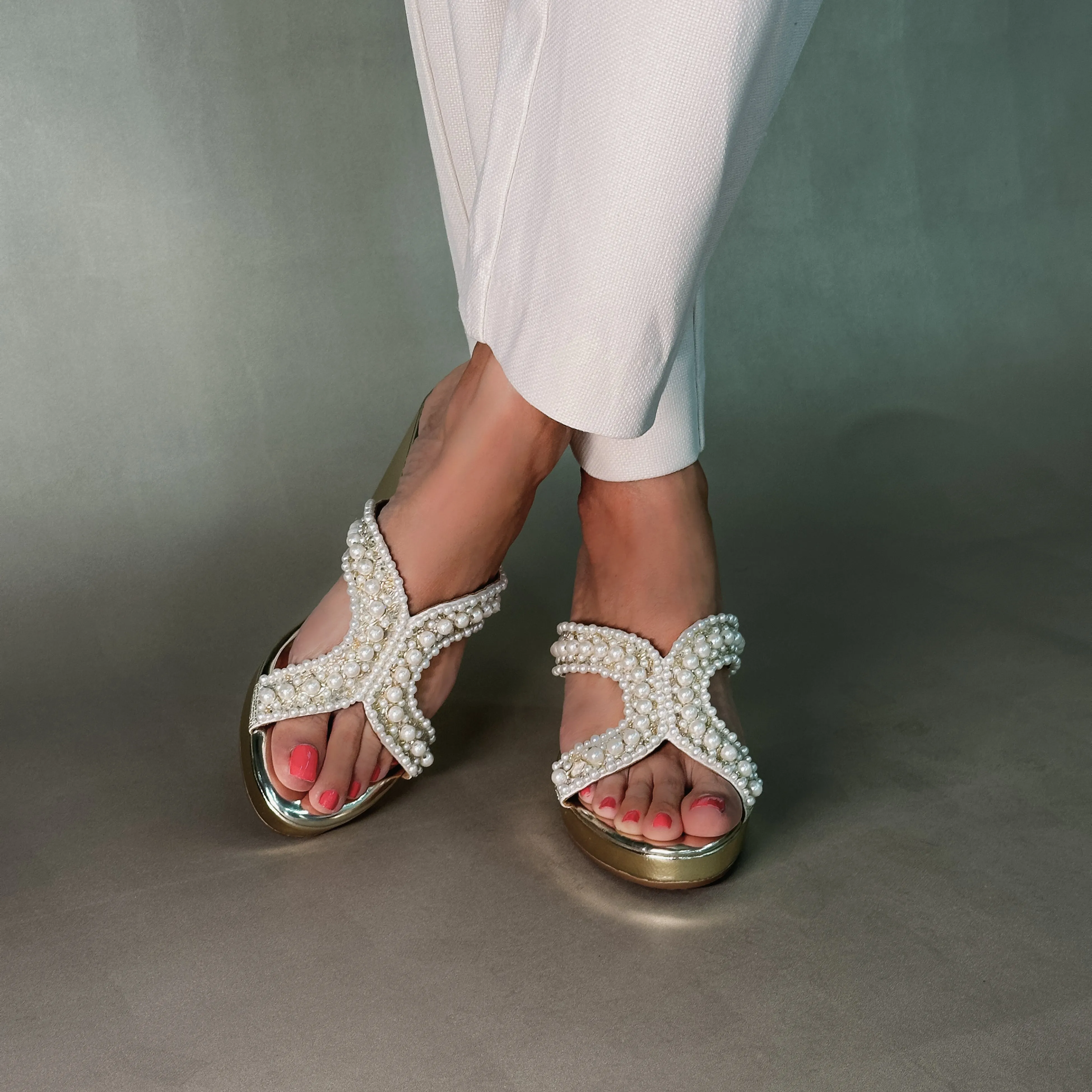 MARWA- PEARL GOLD WEDGES