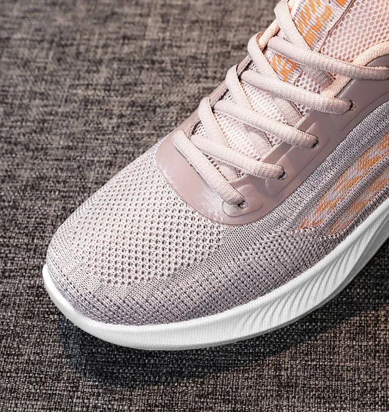 Modern Lightweight Trainer Sneakers for Women's Casual Outdoor Adventures