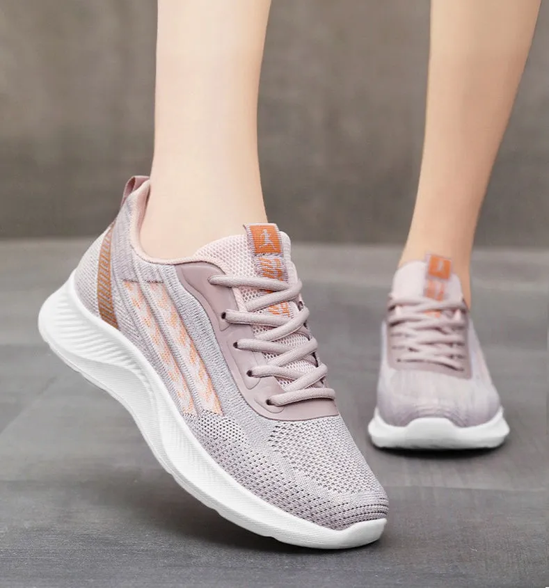 Modern Lightweight Trainer Sneakers for Women's Casual Outdoor Adventures