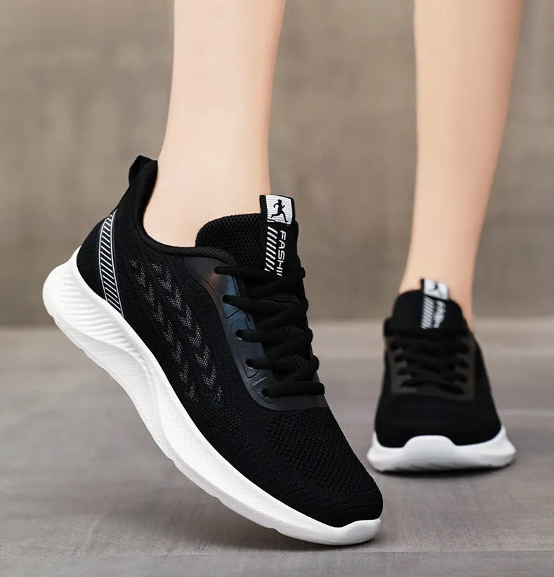Modern Lightweight Trainer Sneakers for Women's Casual Outdoor Adventures