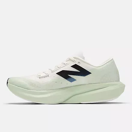 New Balance FuelCell Rebel V4 -Mens