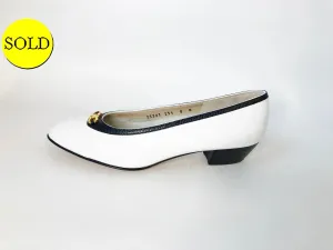 NEW Salvatore Ferragamo Gancini Buckle Pump Size 8