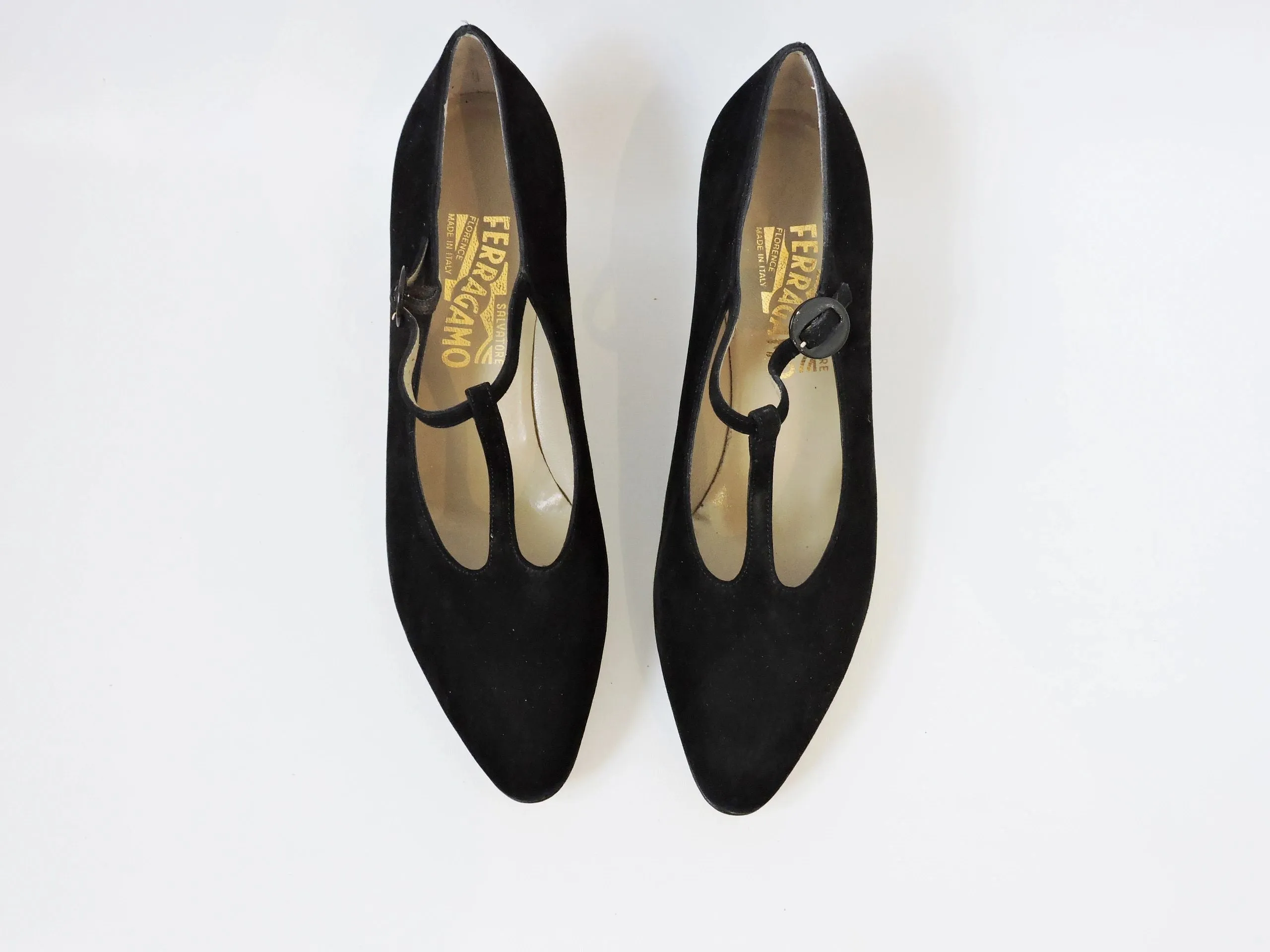 NEW Salvatore Ferragamo T-Strap Pump Size 8.5 B