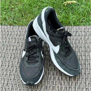 Nike Waffle Debut Trainers | Men's Size 10 | STEAL!