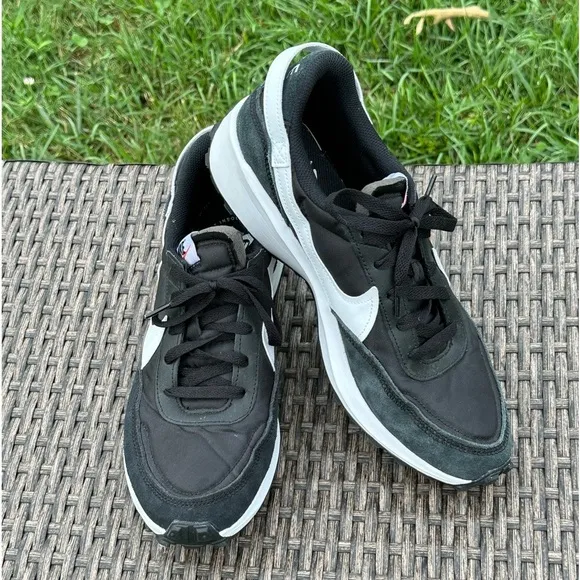 Nike Waffle Debut Trainers | Men's Size 10 | STEAL!