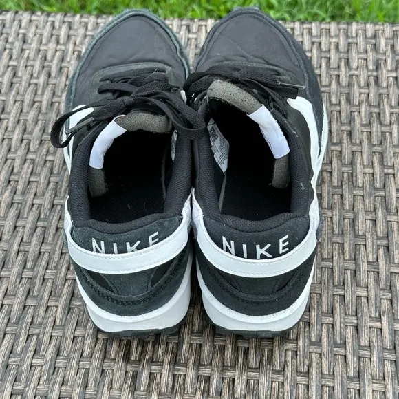 Nike Waffle Debut Trainers | Men's Size 10 | STEAL!