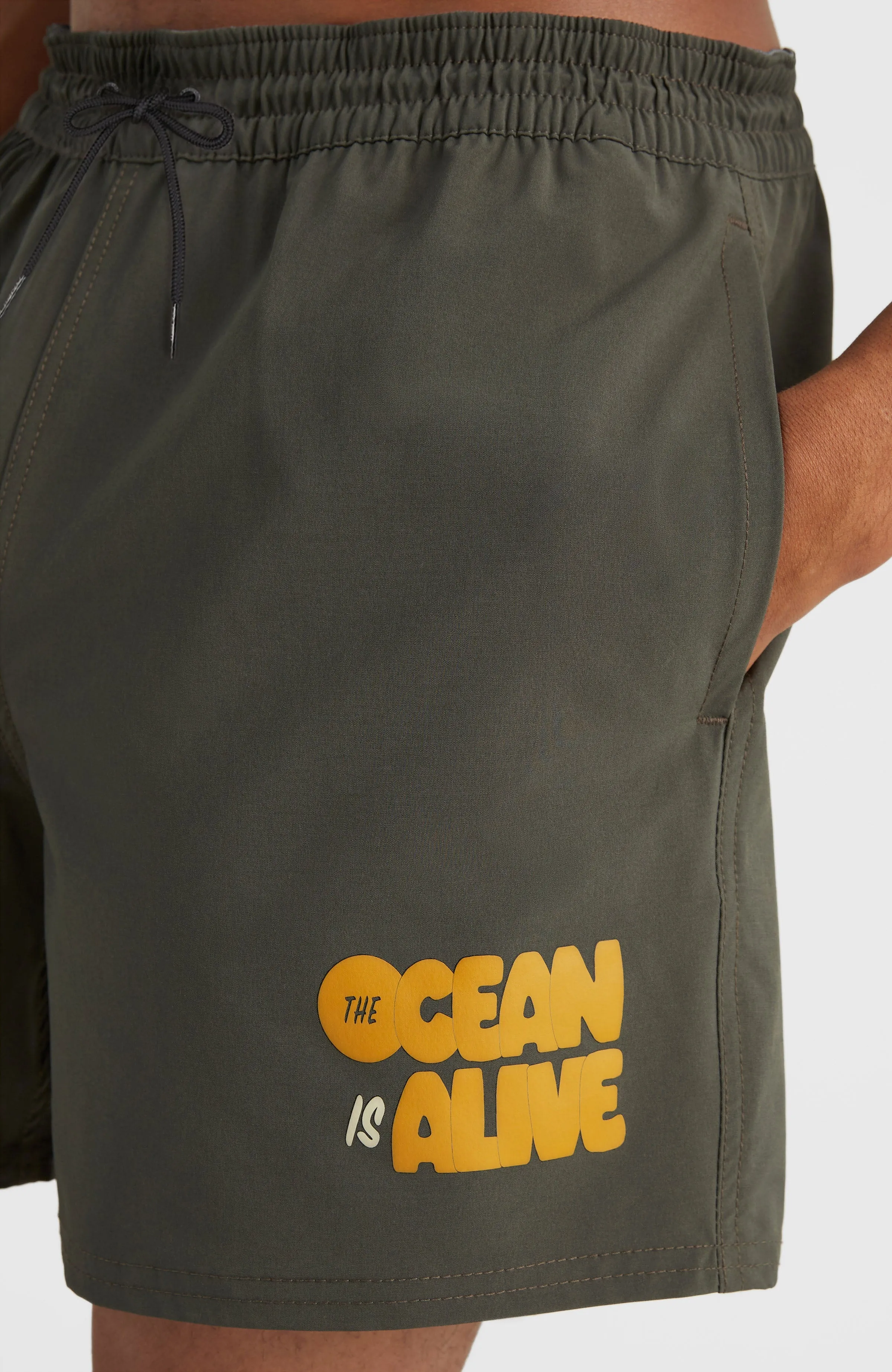 Packable 15'' Hybrid Shorts | Raven