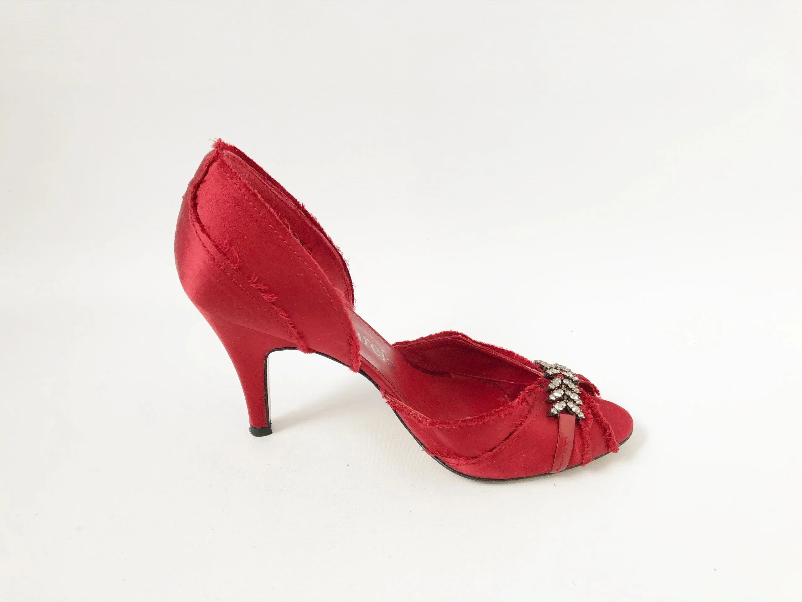 Pedro Garcia Embellished D'Orsay Size 37.5 It (7.5 Us)