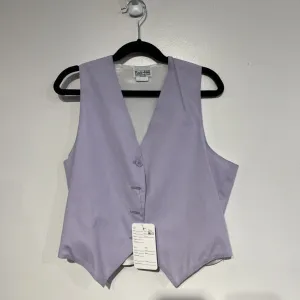 purple vest