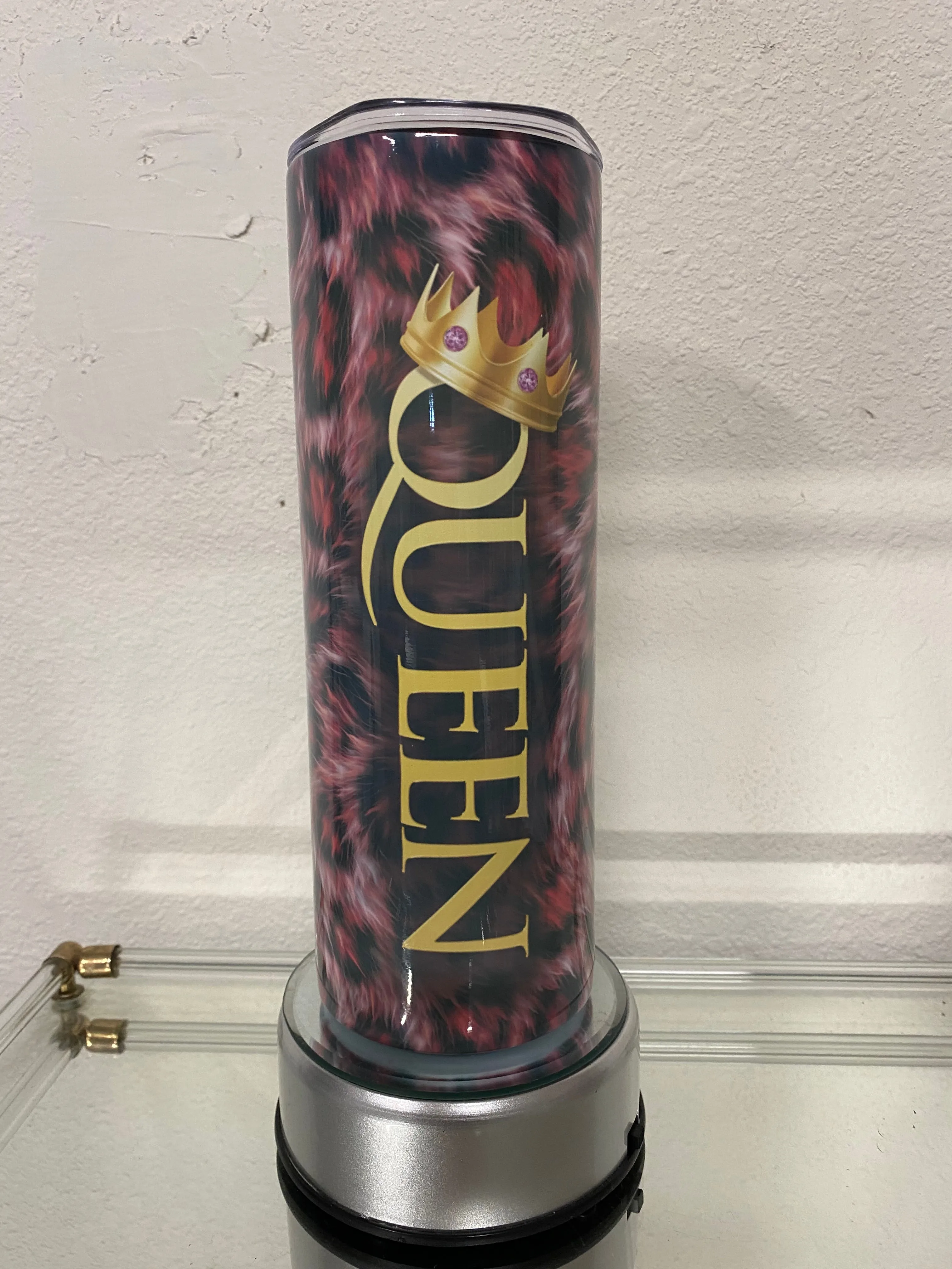 Queen 20oz skinny insulated tumbler