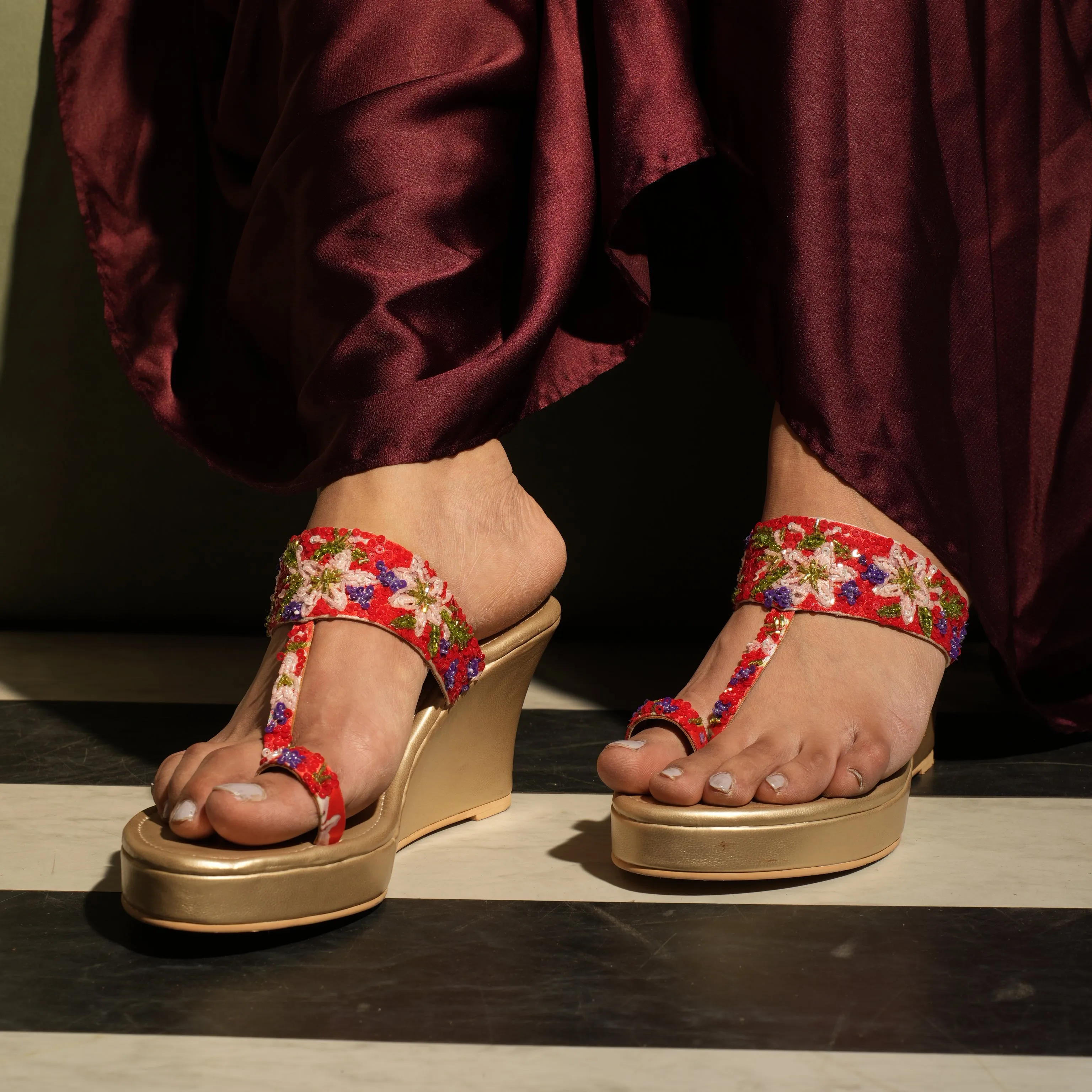 Red Lily Wedges