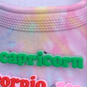 SHOE CHARMS - WRITTEN CAPRICORN
