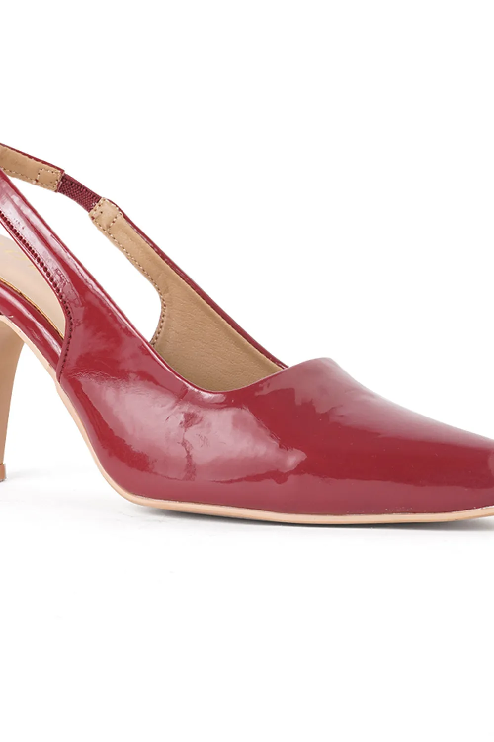 SOLES Pointed Toe Pumps