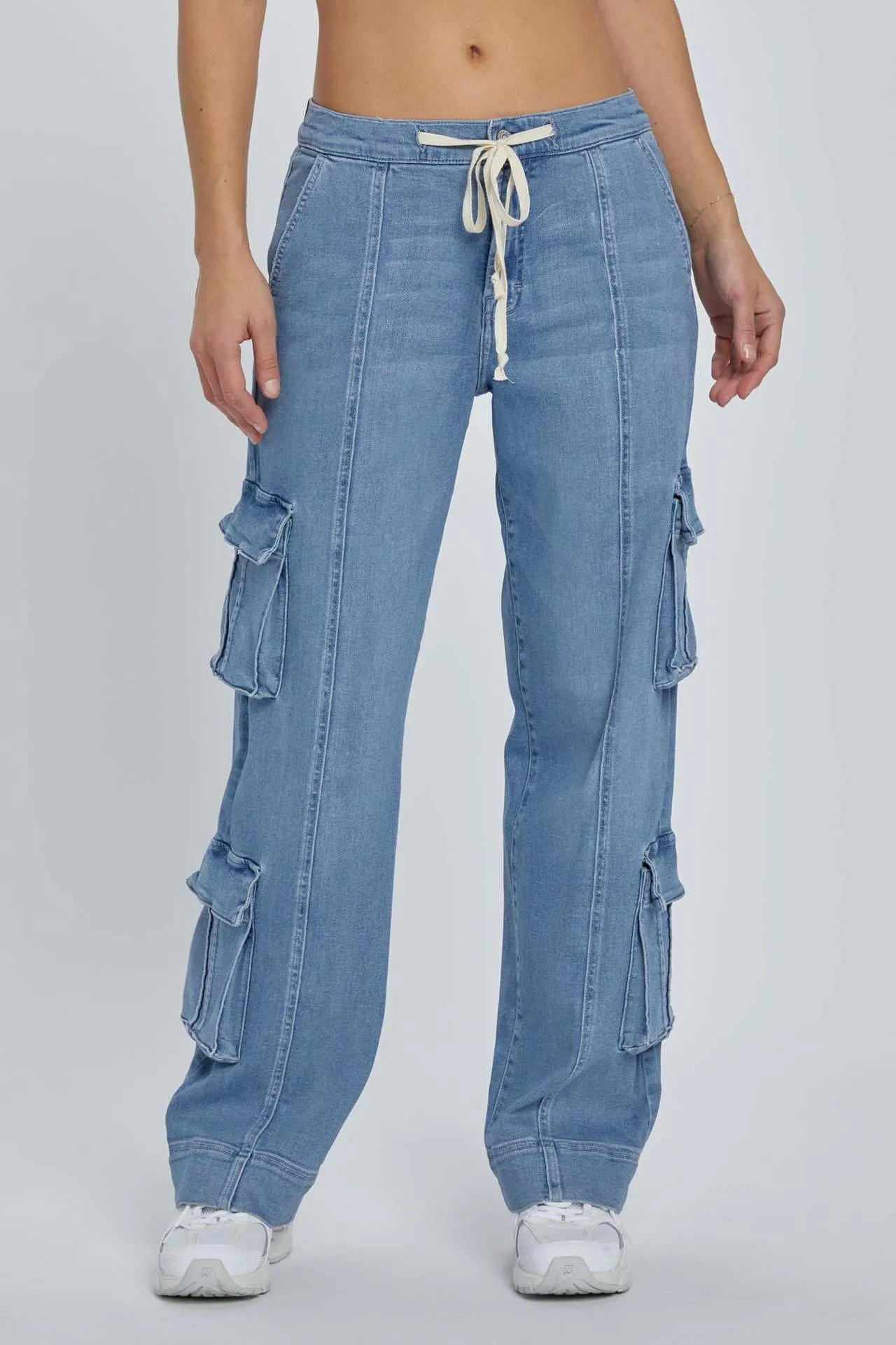 Stylish Spring Wide-Leg Cargo Denim Pants with Drawstring Detail