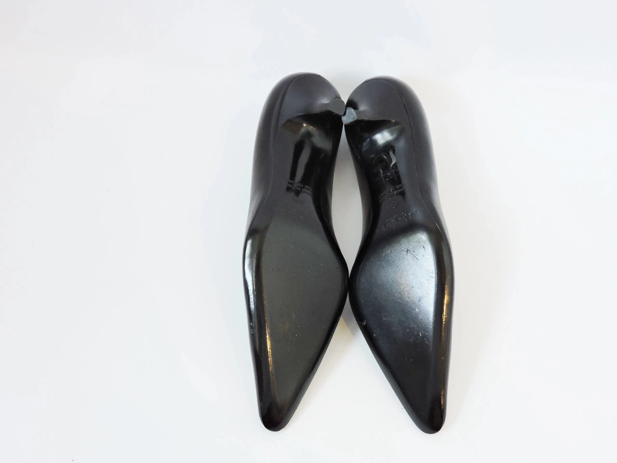 YSL Black Leather Pump Size 35.5 It (5.5 Us)