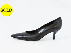 YSL Black Leather Pump Size 35.5 It (5.5 Us)